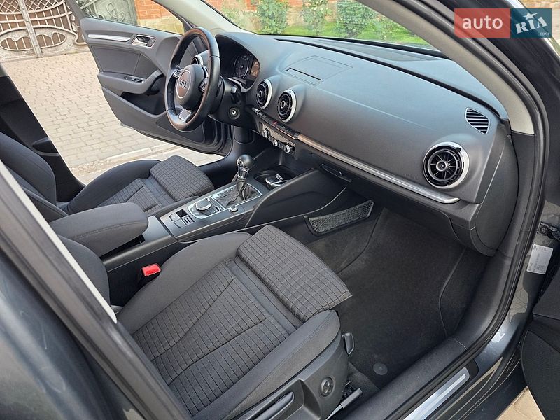 Седан Audi A3 2013 в Одесі