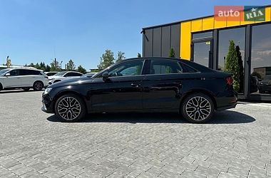 Седан Audi A3 2016 в Ивано-Франковске