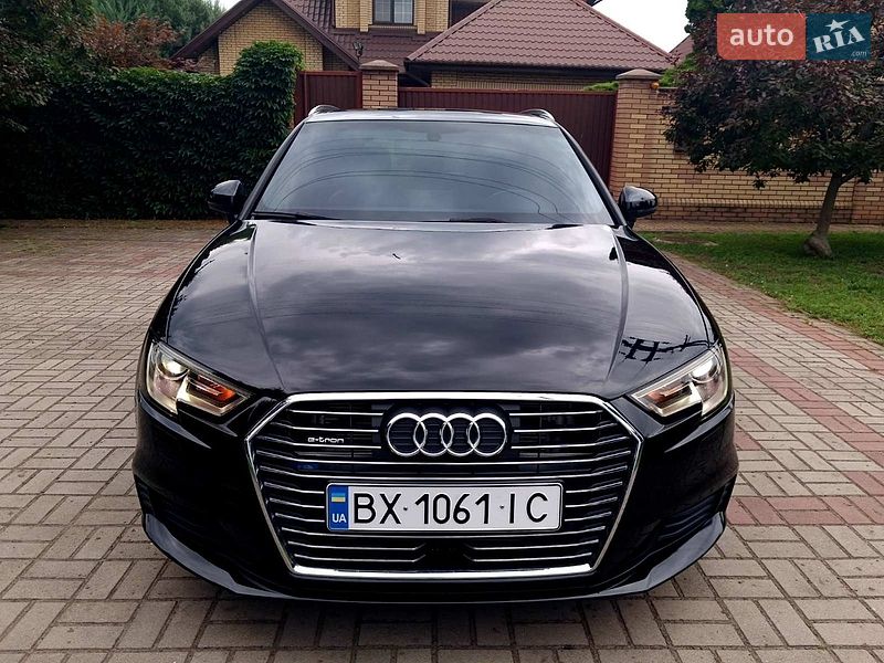 Хэтчбек Audi A3 2016 в Запорожье