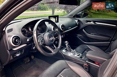 Хэтчбек Audi A3 2016 в Запорожье