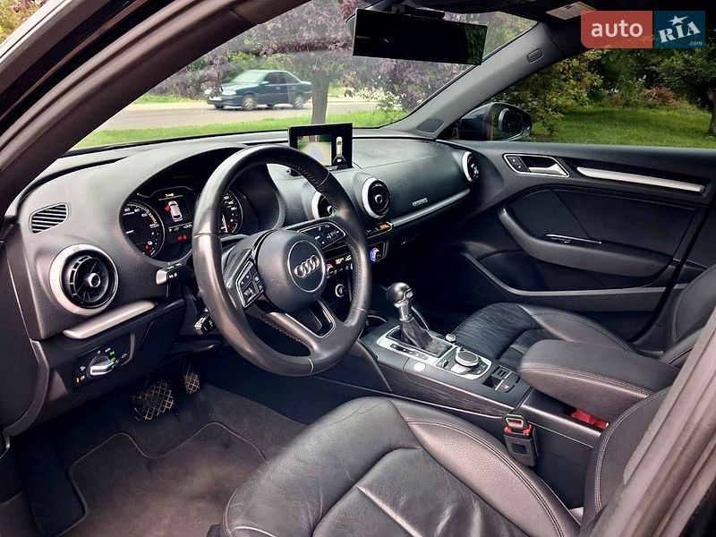 Хэтчбек Audi A3 2016 в Запорожье