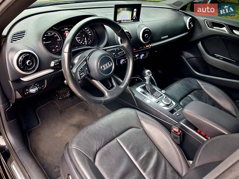 Хэтчбек Audi A3 2016 в Запорожье