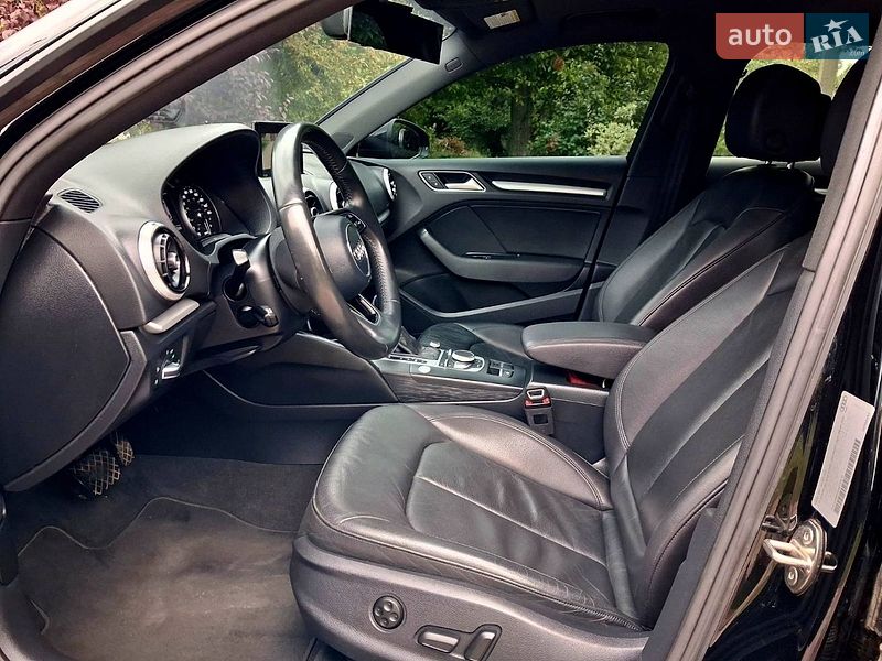 Хэтчбек Audi A3 2016 в Запорожье