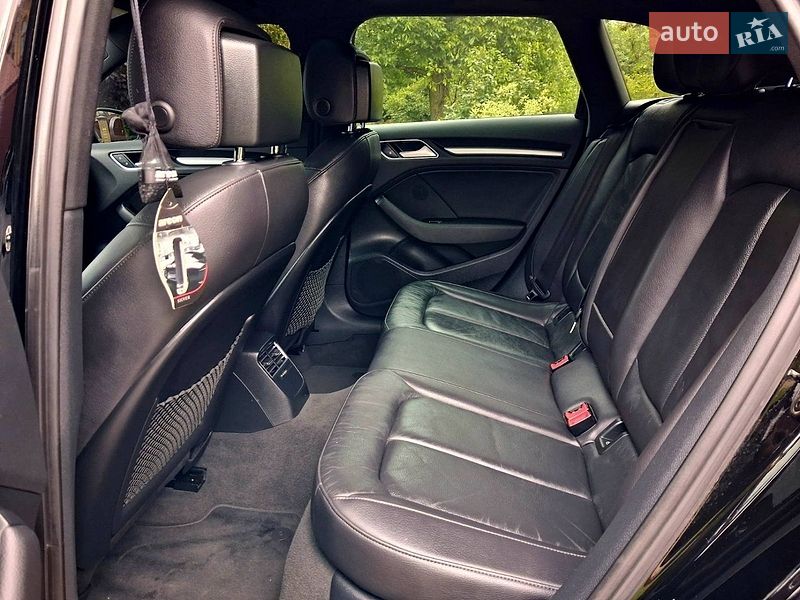 Хэтчбек Audi A3 2016 в Запорожье