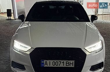 Седан Audi A3 2019 в Киеве