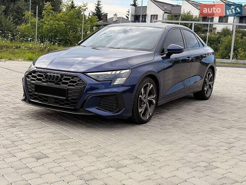 Седан Audi A3 2022 в Львове
