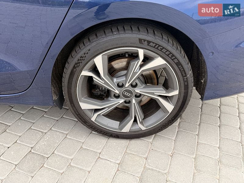 Седан Audi A3 2022 в Львове