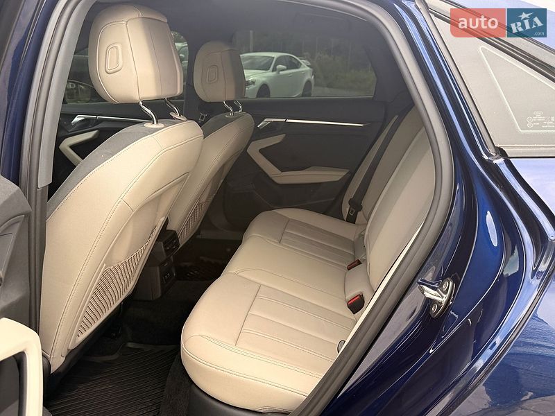 Седан Audi A3 2022 в Львове