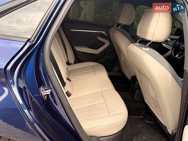 Седан Audi A3 2022 в Львове