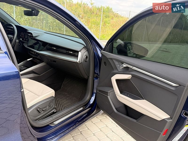 Седан Audi A3 2022 в Львове
