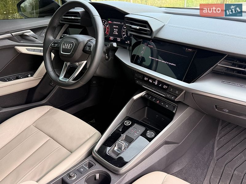 Седан Audi A3 2022 в Львове