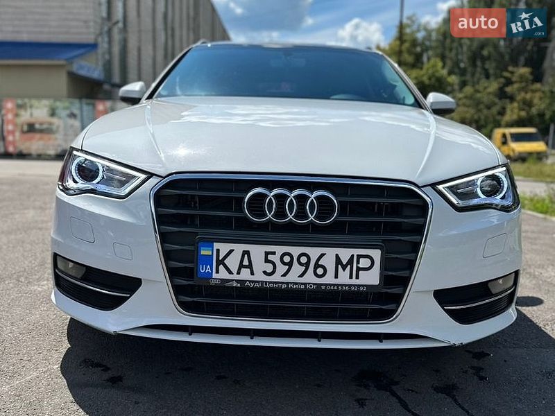 Хетчбек Audi A3 2016 в Києві