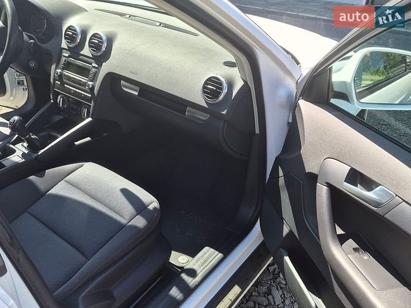 Хэтчбек Audi A3 2009 в Луцке