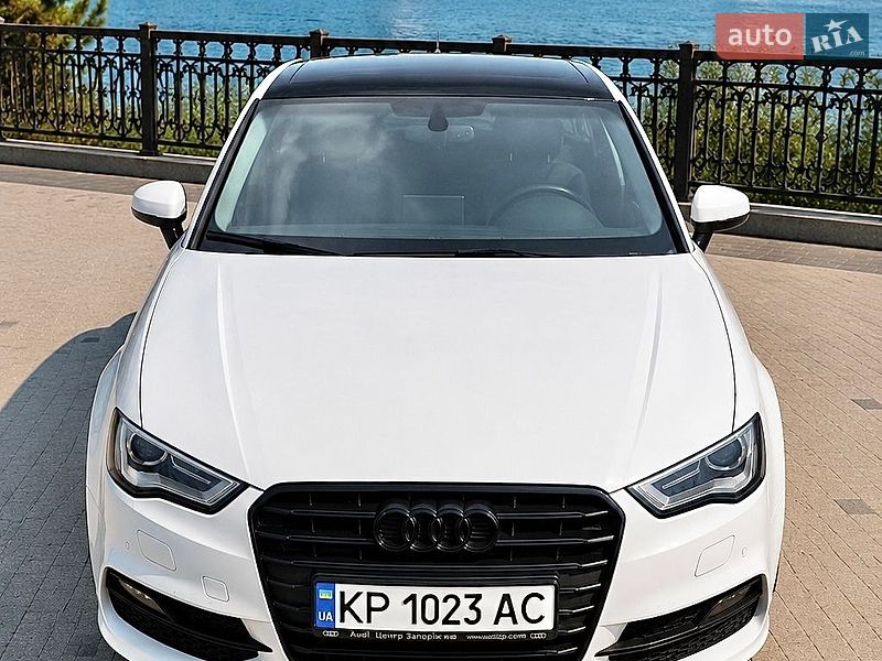 Седан Audi A3 2015 в Запорожье