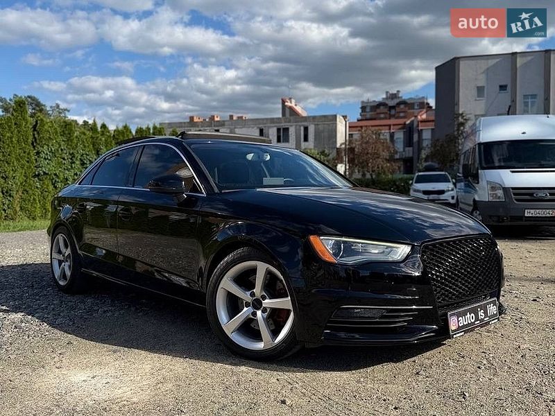 Седан Audi A3 2015 в Ирпене