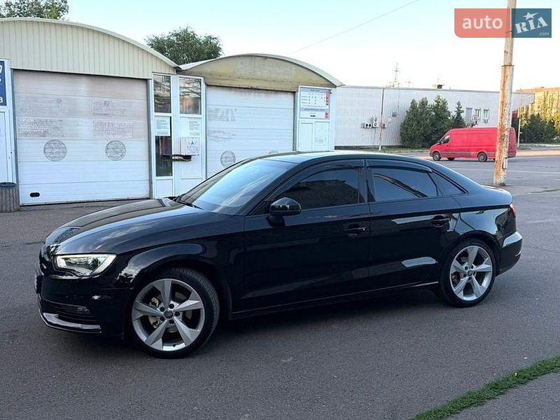 Седан Audi A3 2016 в Кривому Розі