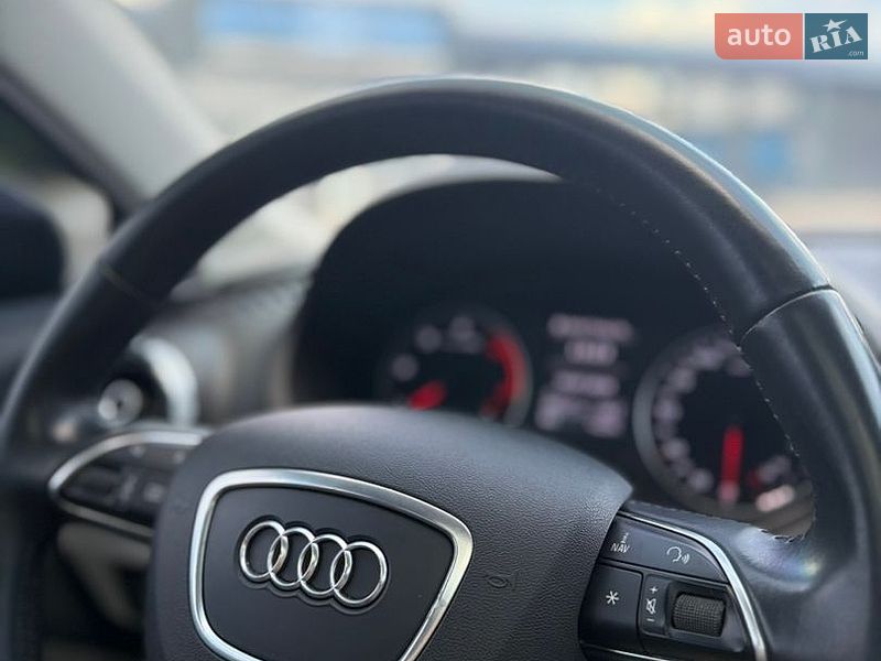 Седан Audi A3 2016 в Кривому Розі