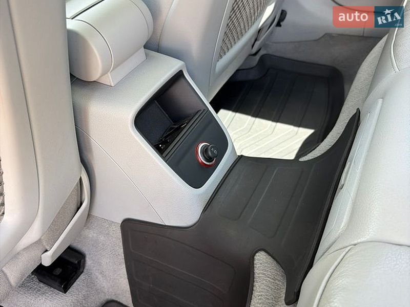 Седан Audi A3 2016 в Кривому Розі