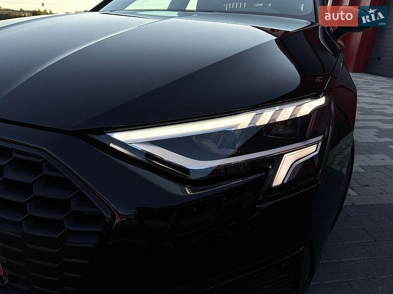 Седан Audi A3 2023 в Львові