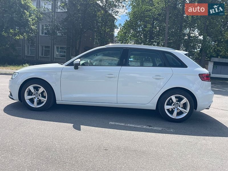 Хэтчбек Audi A3 2016 в Житомире фото 8 Хэтчбек Audi A3 2016 в Житомире