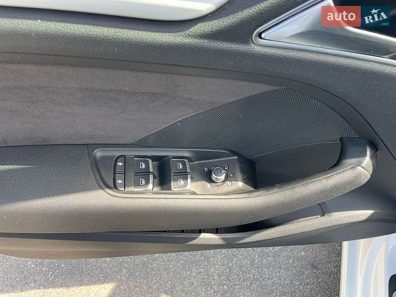 Хэтчбек Audi A3 2016 в Житомире фото 13 Хэтчбек Audi A3 2016 в Житомире