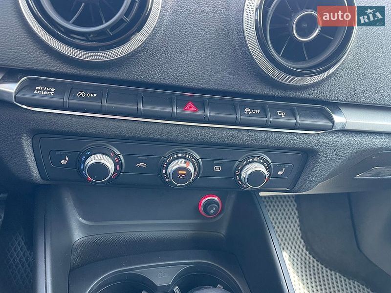 Хэтчбек Audi A3 2016 в Житомире фото 16 Хэтчбек Audi A3 2016 в Житомире
