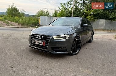 Хетчбек Audi A3 2013 в Новояворівську