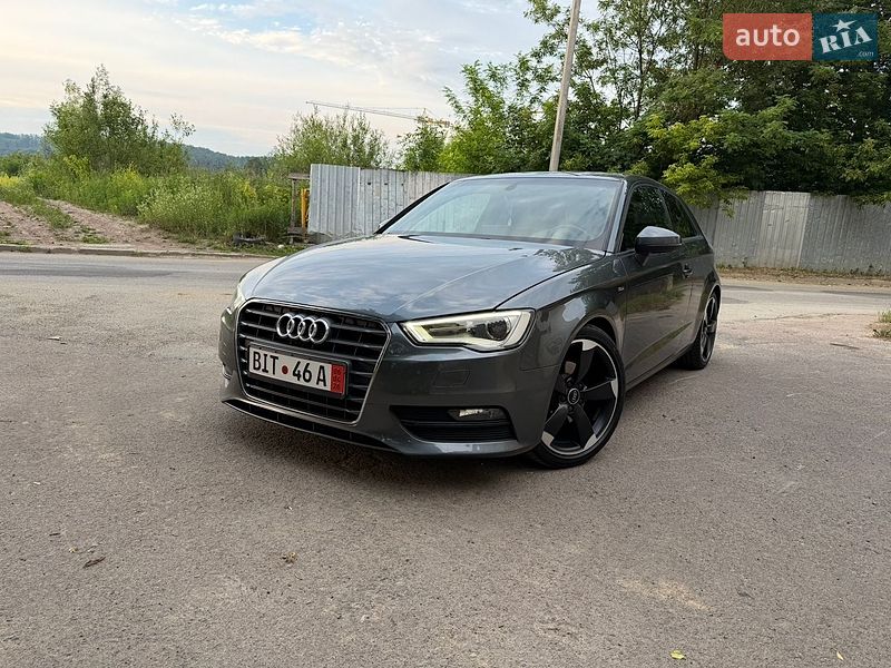 Хетчбек Audi A3 2013 в Новояворівську