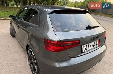 Хетчбек Audi A3 2013 в Новояворівську