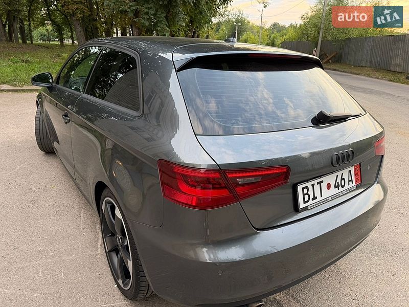 Хетчбек Audi A3 2013 в Новояворівську
