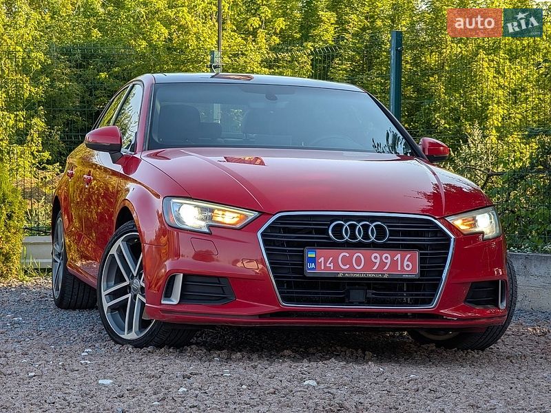 Седан Audi A3 2016 в Дрогобичі