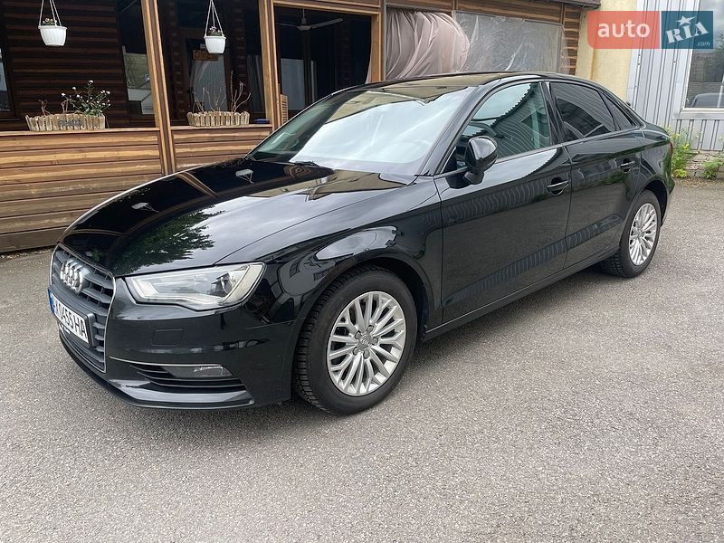 Седан Audi A3 2016 в Харькове