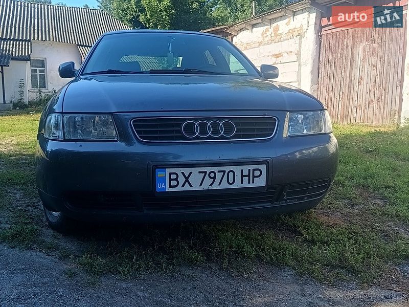 Хетчбек Audi A3 2000 в Бурині