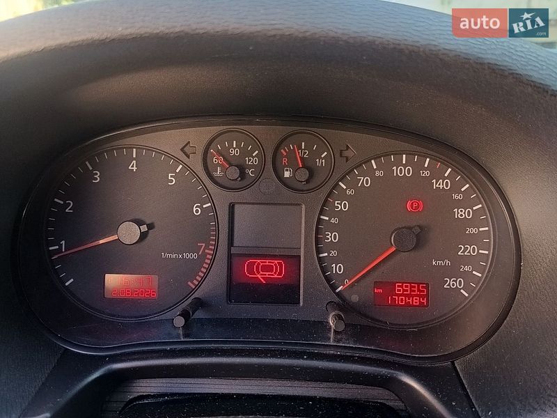 Хетчбек Audi A3 2000 в Бурині