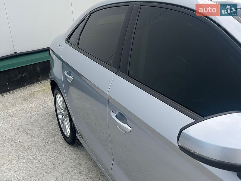 Седан Audi A3 2016 в Вінниці