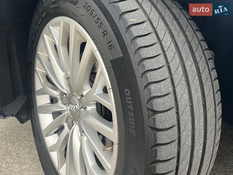 Седан Audi A3 2016 в Вінниці
