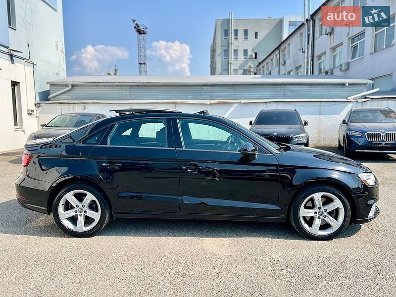Седан Audi A3 2016 в Києві