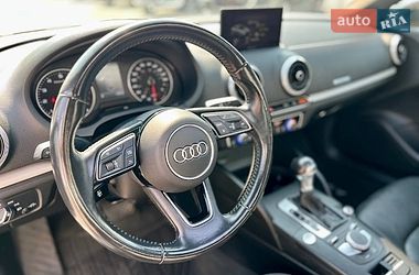 Седан Audi A3 2016 в Києві
