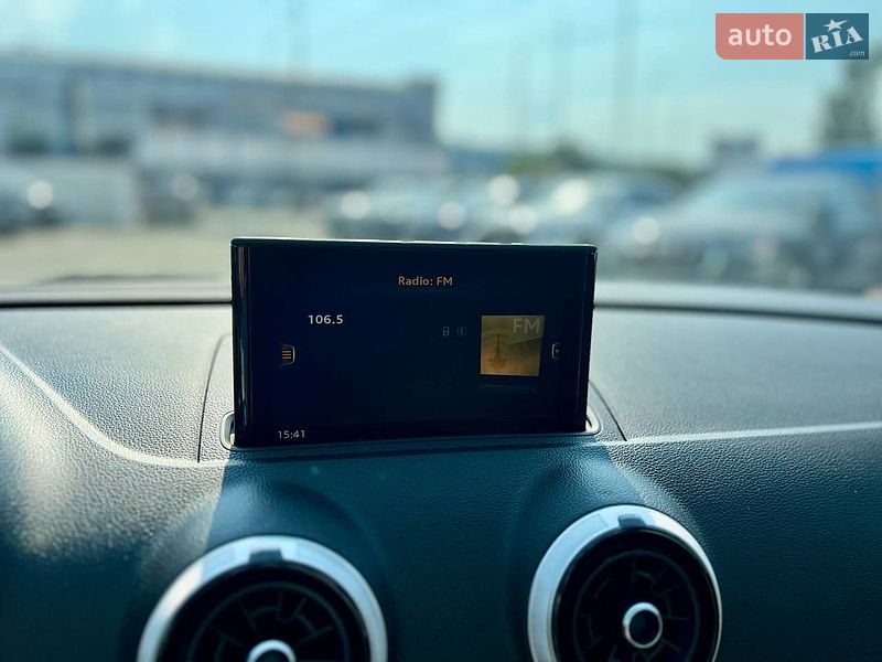 Седан Audi A3 2016 в Києві