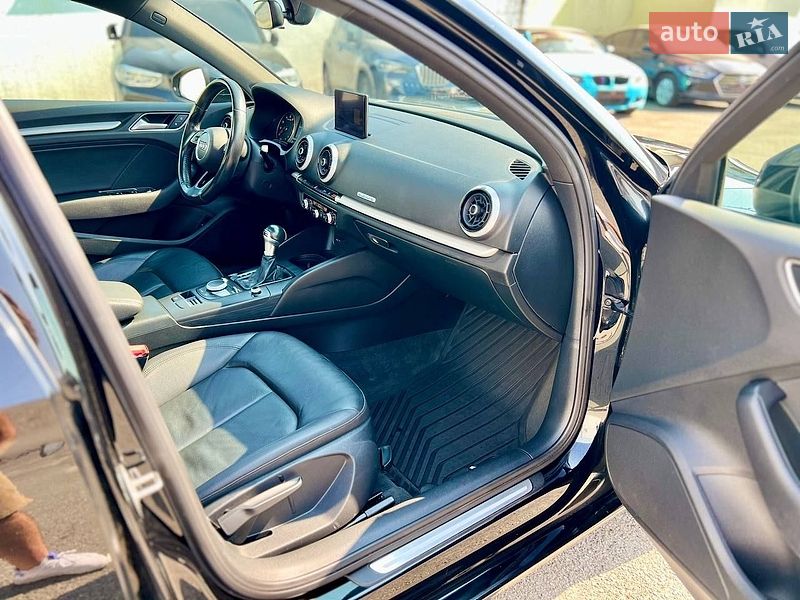 Седан Audi A3 2016 в Києві