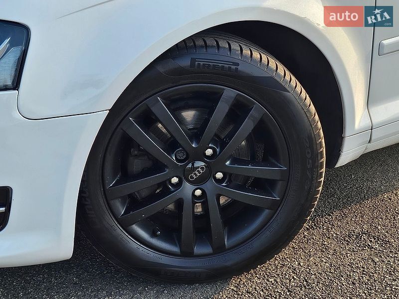 Хетчбек Audi A3 2013 в Києві