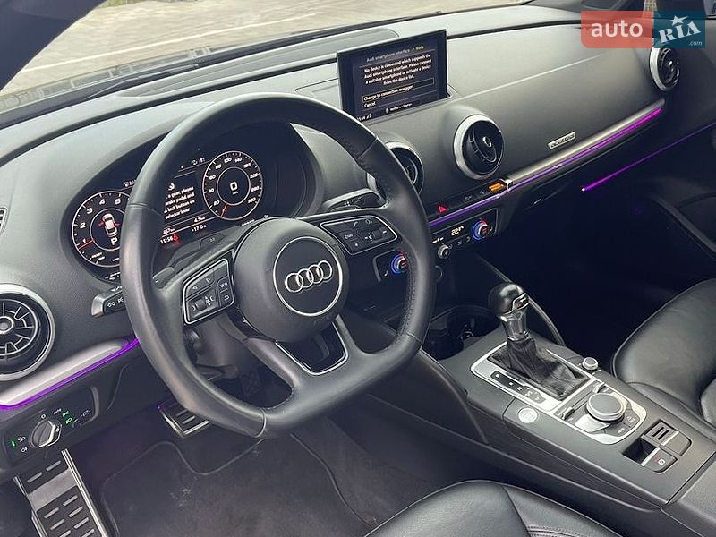 Седан Audi A3 2017 в Львові