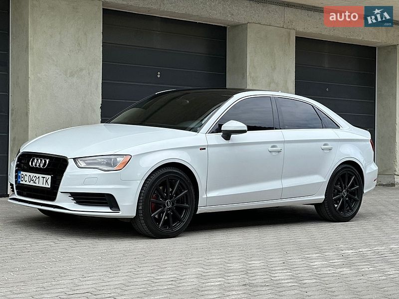 Седан Audi A3 2015 в Дрогобыче