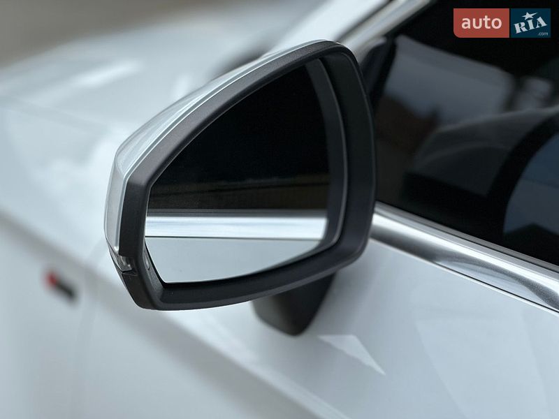Седан Audi A3 2015 в Дрогобыче