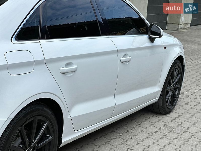 Седан Audi A3 2015 в Дрогобыче