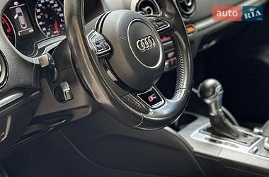 Седан Audi A3 2015 в Дрогобыче