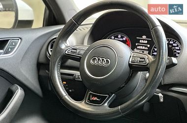 Седан Audi A3 2015 в Дрогобыче