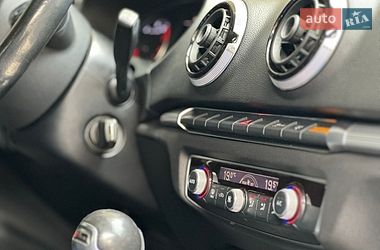 Седан Audi A3 2015 в Дрогобыче
