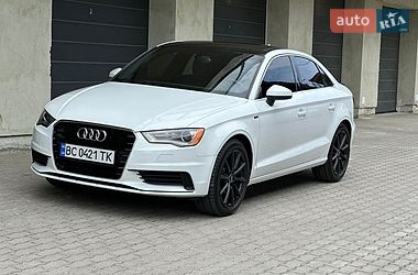 Седан Audi A3 2015 в Дрогобыче