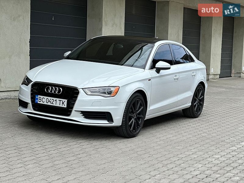 Седан Audi A3 2015 в Дрогобыче